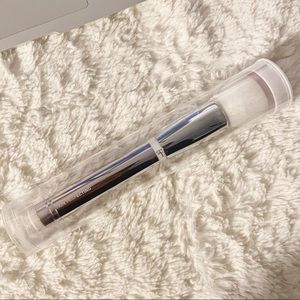 It Cosmetics Heavenly Skin Brush #702